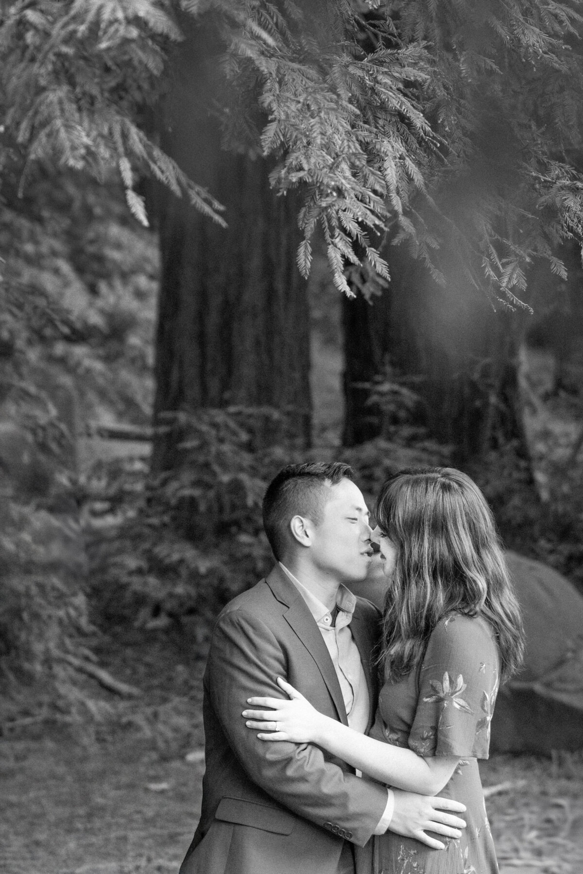 Kosuke & Chelsea  Engagement Portraits_ California Redwoods _14