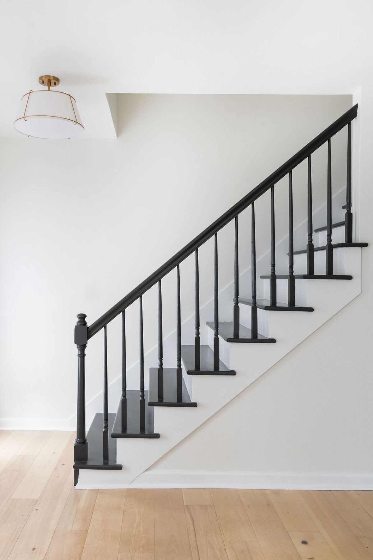 4421BelmontParkTerrace-43