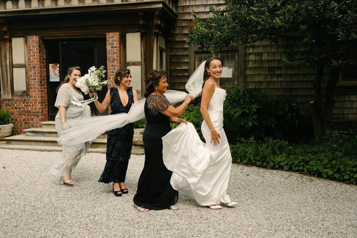 Virginia-Wedding-Planner-Faith-and-Duke-Hermitage-Museum-and-Garden-49