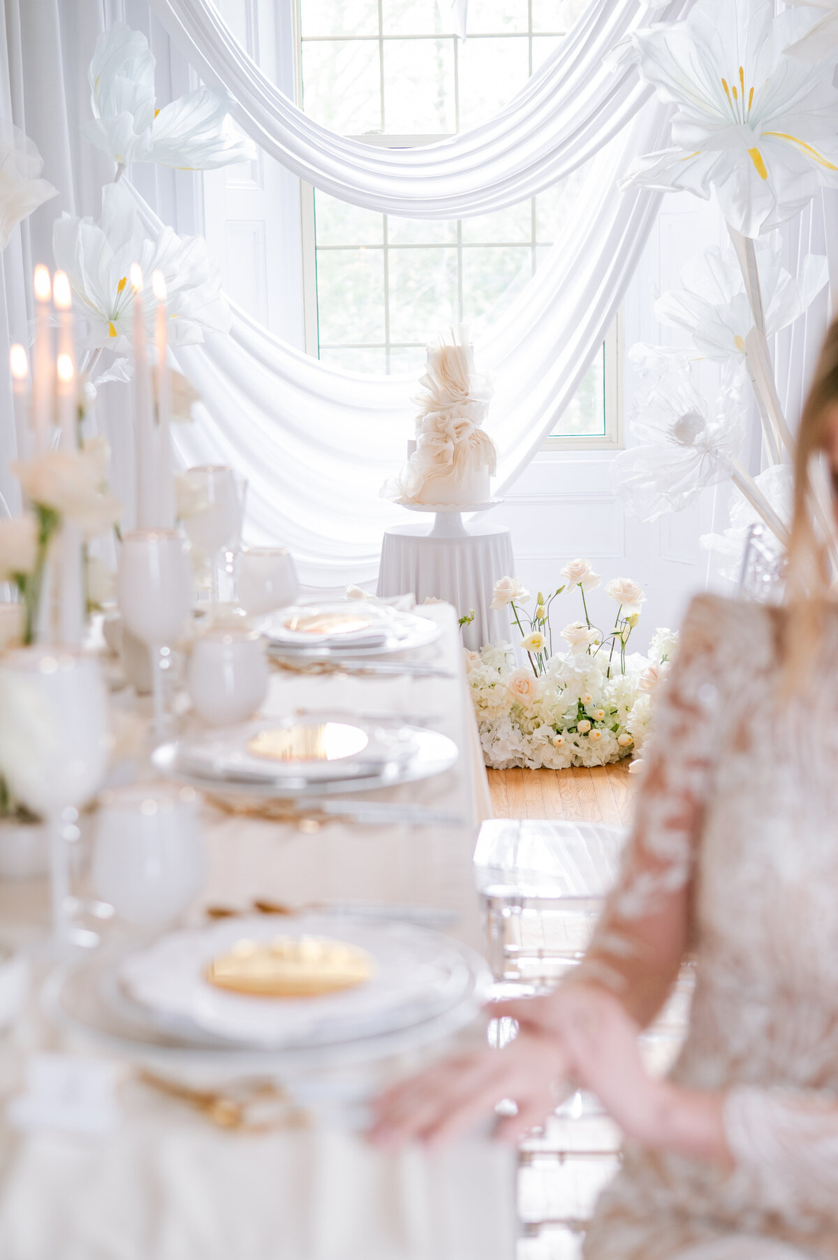 0192 Luxury Floral Wedding Editorial_Strathmere_Canada_Ottawa_Photography by Emma