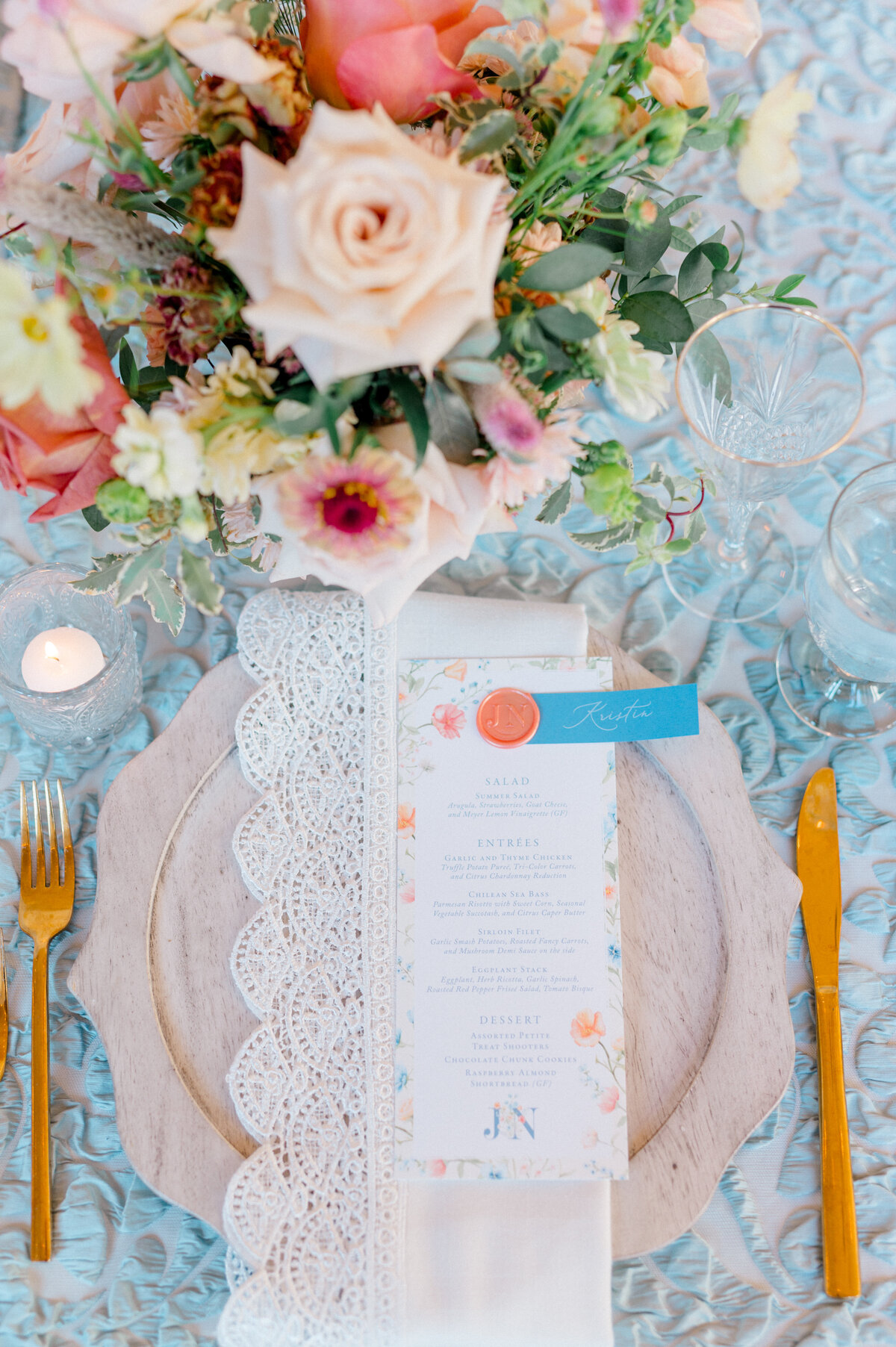 bright-summer-wedding-menus