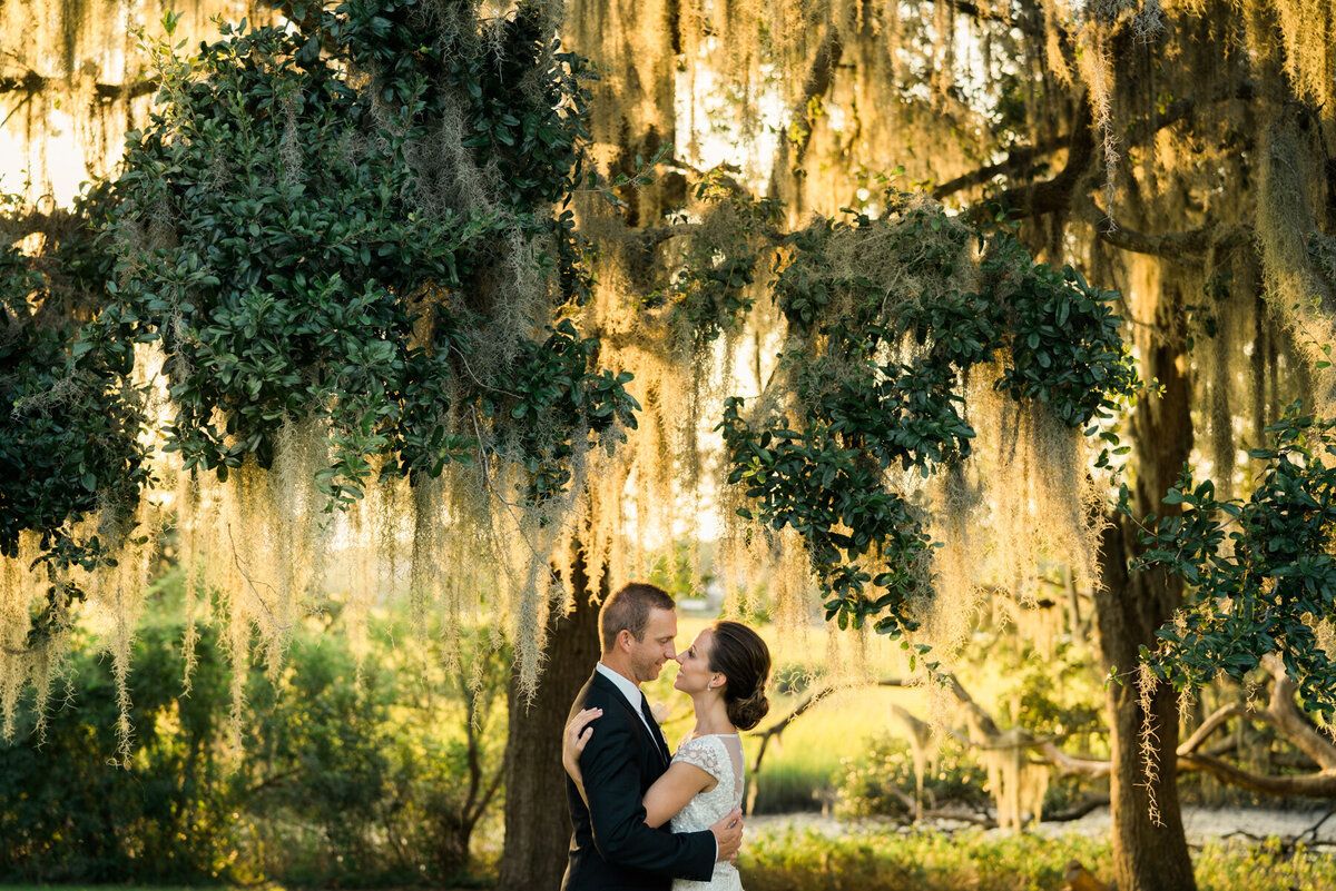 wedding-photographers-in-charleston-sc-philip-casey-boone-hall