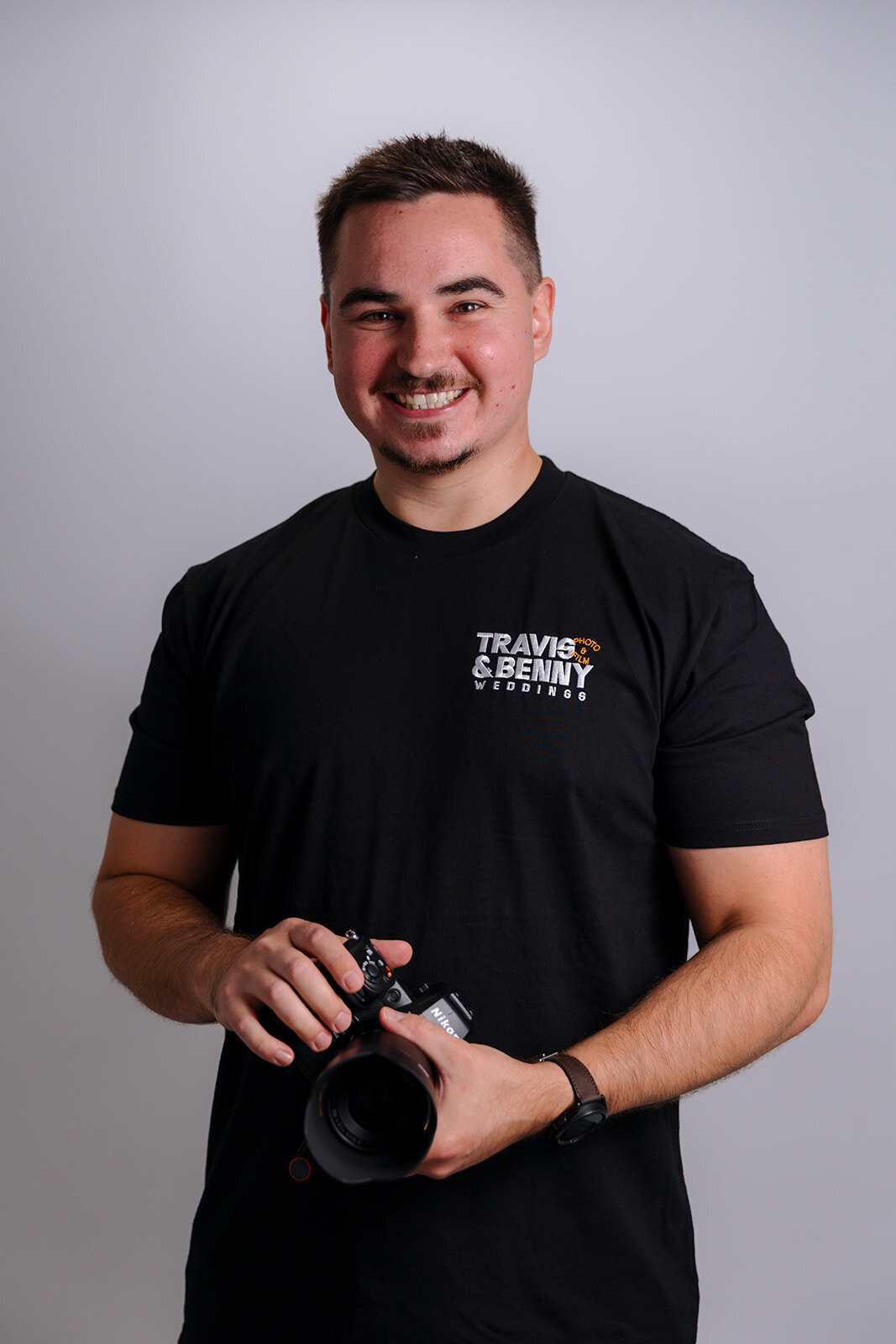 Travis & Benny Studio - SEB-1_websize