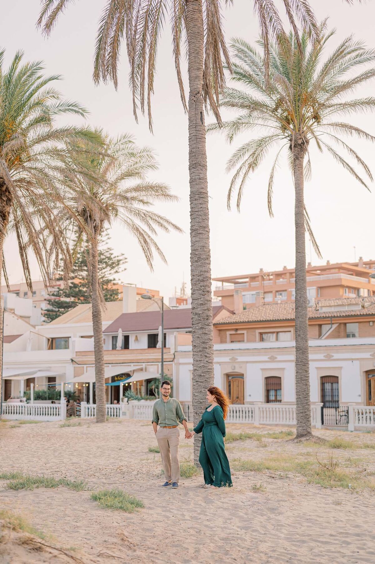 Engagement-Photoshoot-Patacona-Beach-Valencia-017