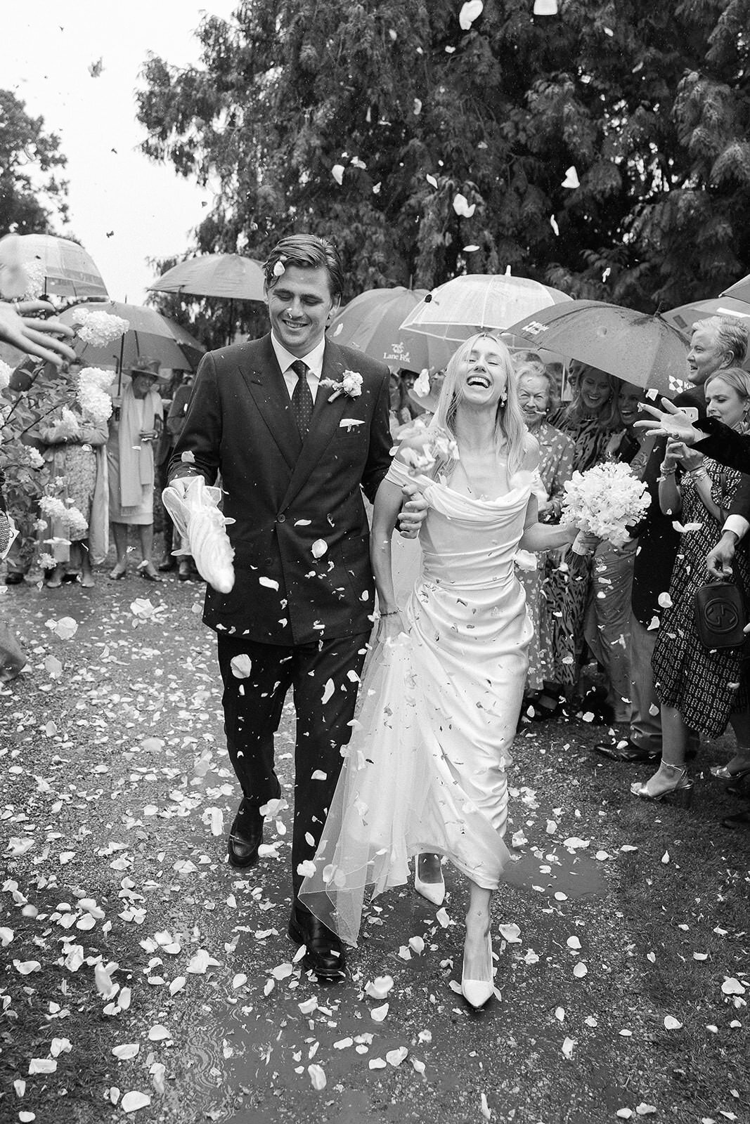 Summer-Estate-Wedding-In-English-Countryside19
