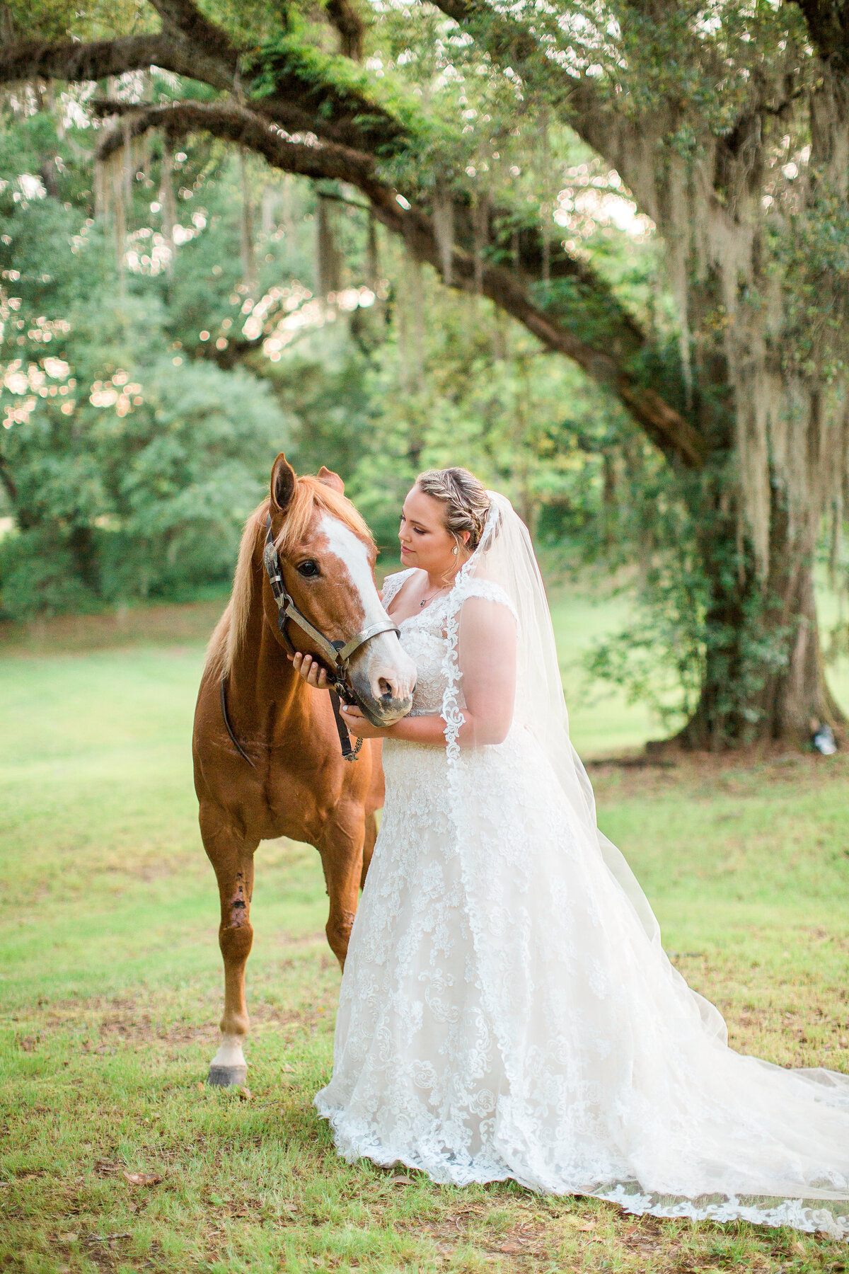 Renee Lorio Photography South Louisiana Wedding Engagement Light Airy Portrait Photographer Photos Southern Clean Colorful5