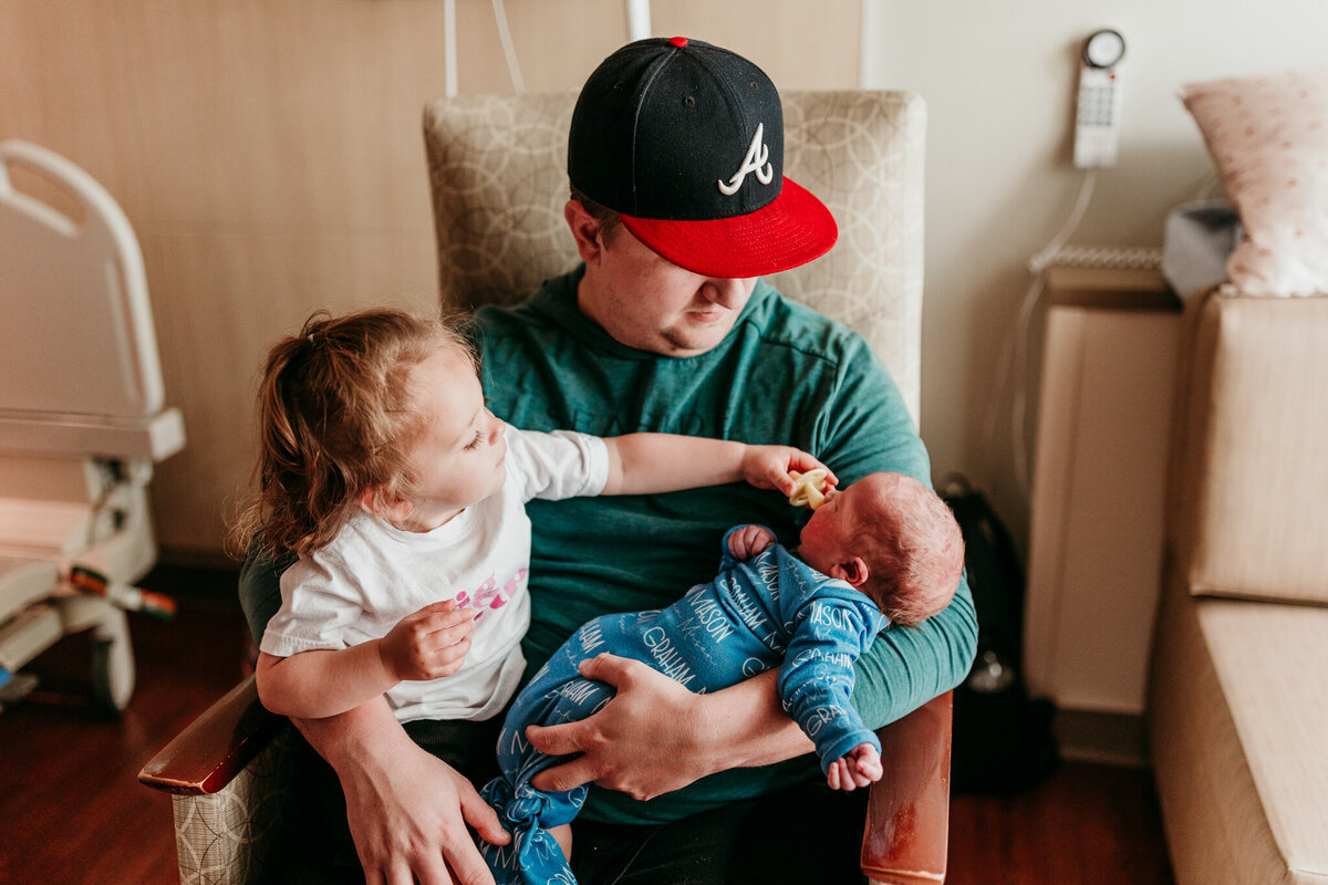 best NW Arkansas fresh 48 portraits, fresh 48 photoshoot Rogers Arkansas, newborn photographer near me, newborn photography Rogers AR, Northwest Arkansas fresh 48 photography