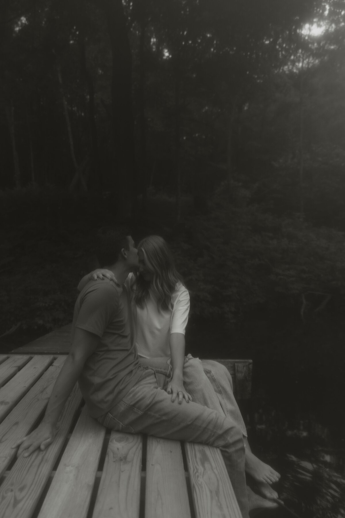 private-pond-couples-session-10