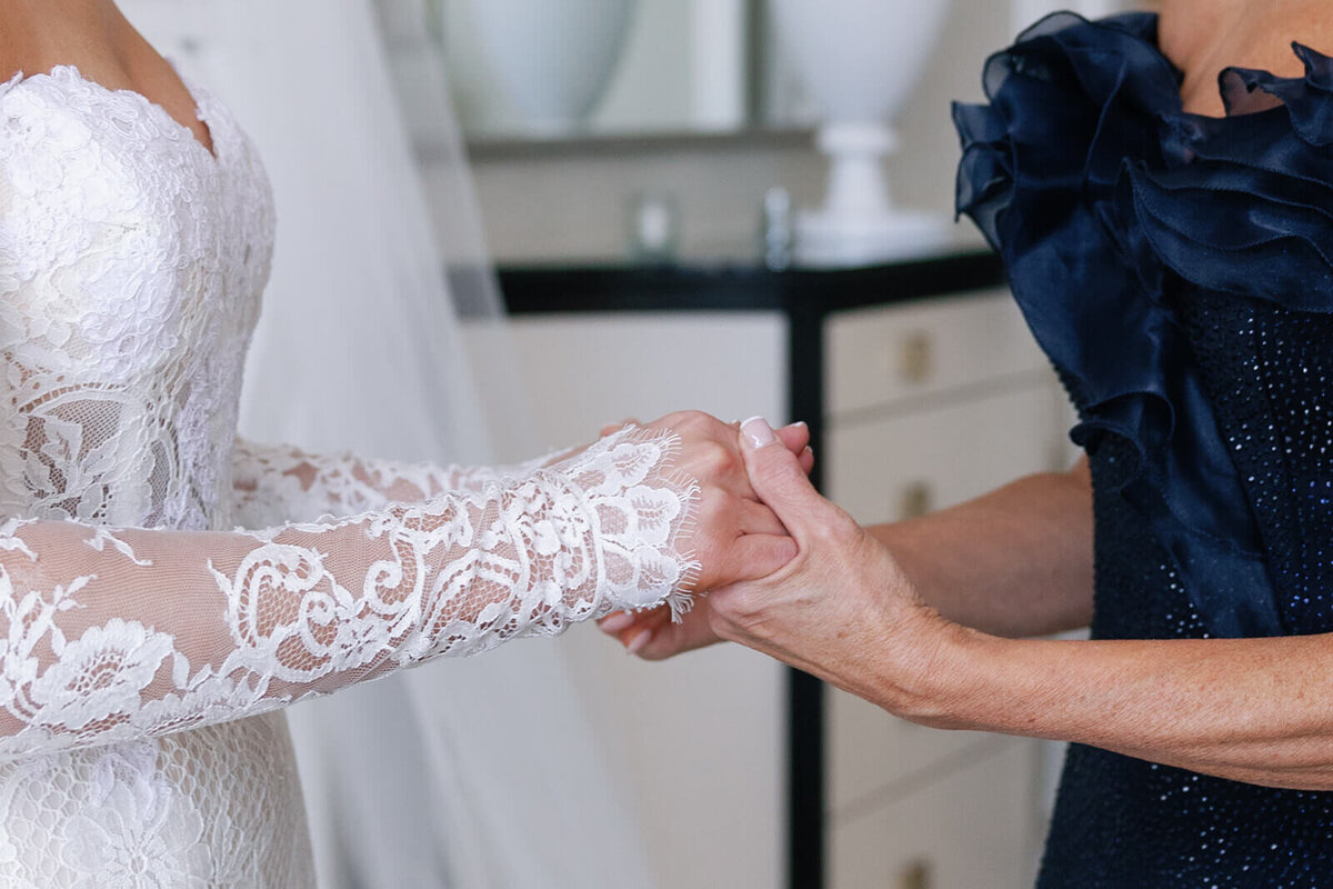 New Jersey Wedding Photographer_Egdewood Country Club_0138