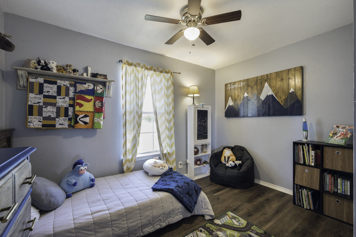 8229EastLoneOak-10