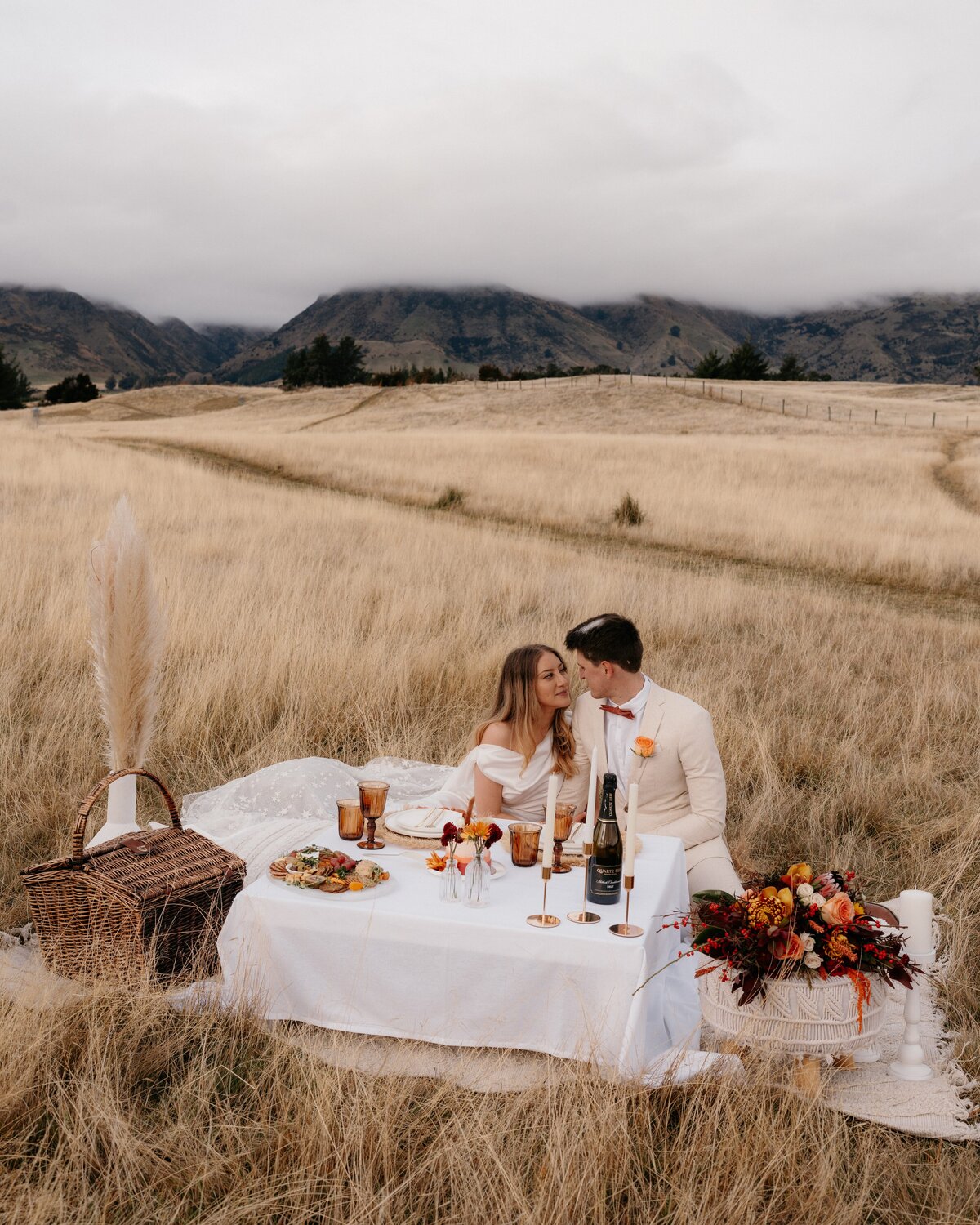 new-zealand-elopement-lovewilder-12