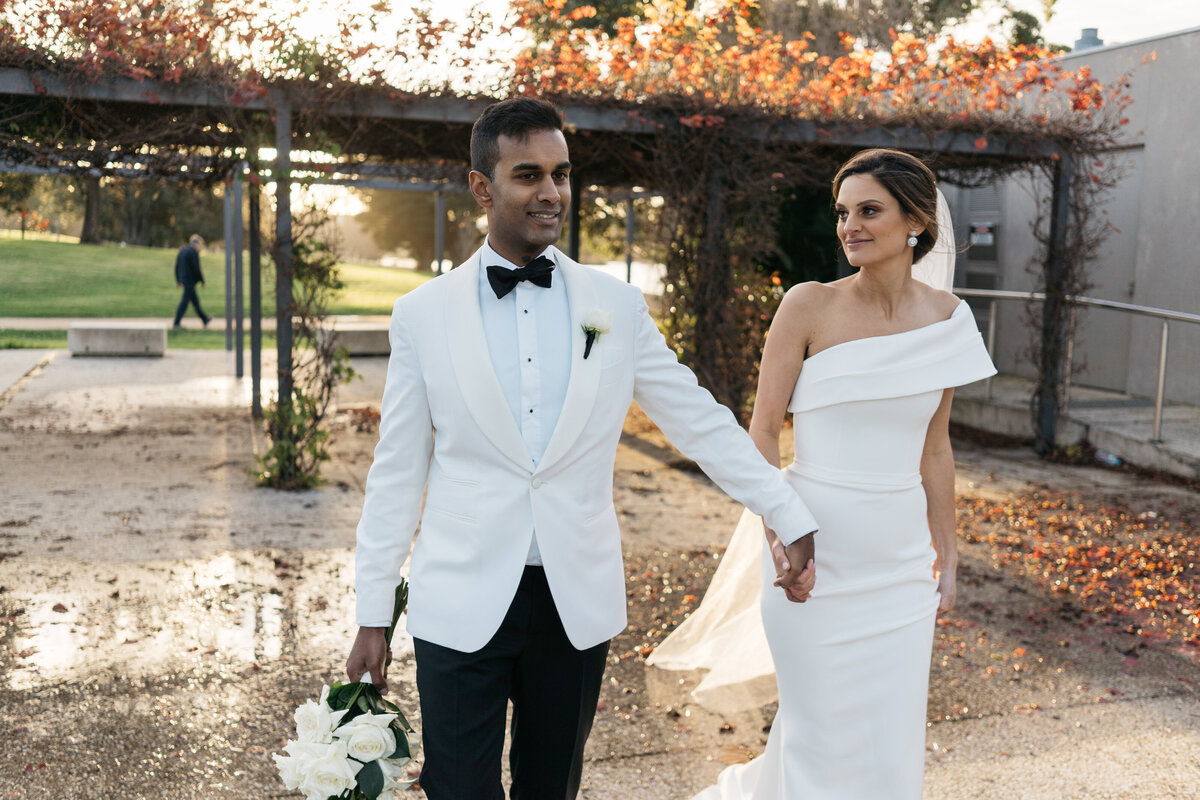 Courtney Laura Photography_ The Carousel Albert Park_ Melbourne City Wedding Photographer_ Viji and Lana-707