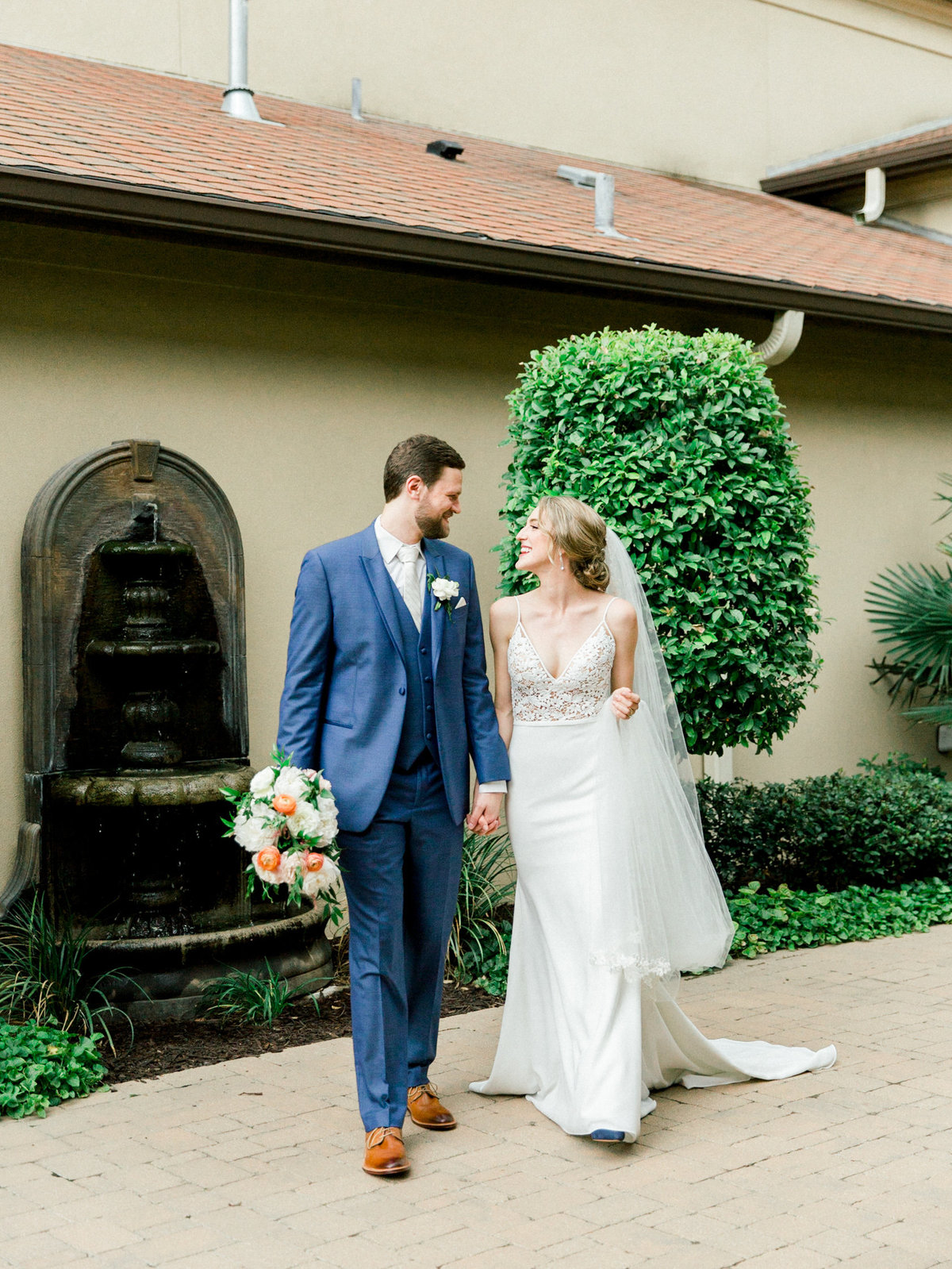 0514_CourtneyHansonPhotography_Elizabeth_Caleb_Wedding-2706