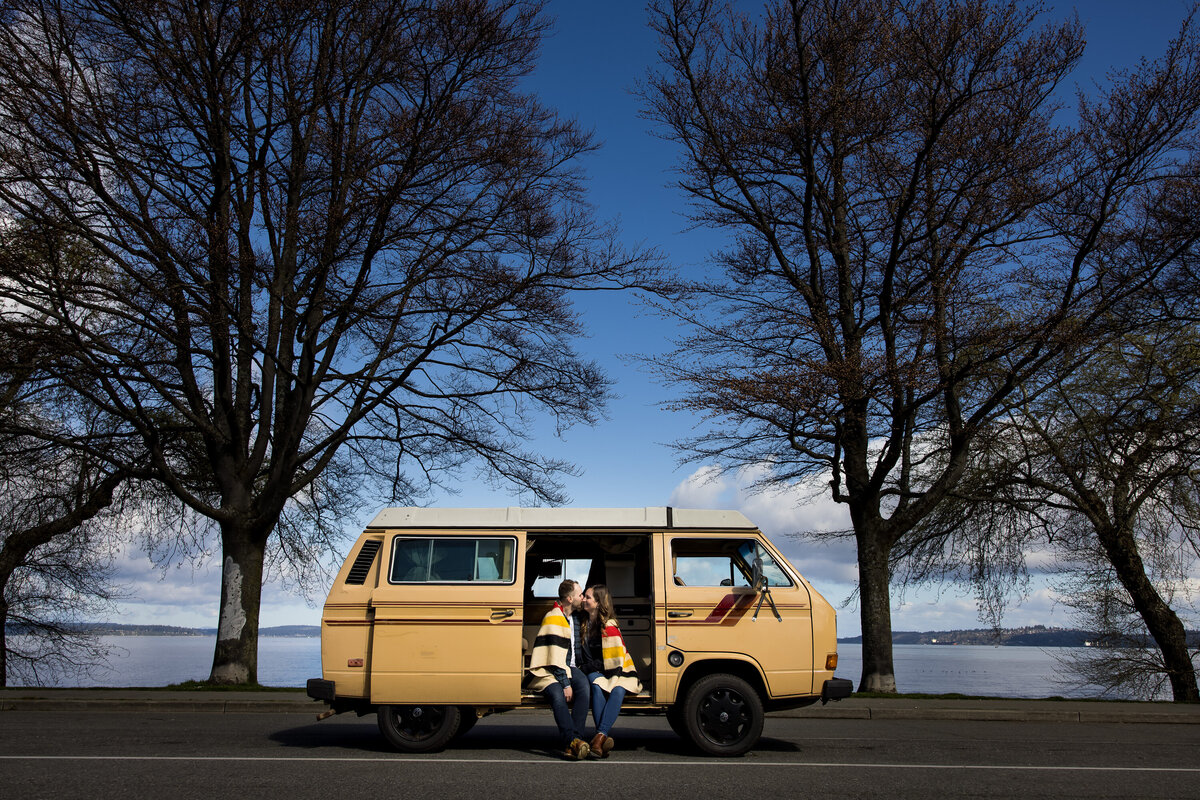 VW-bus-engagement-portrait-outdoors-seattle