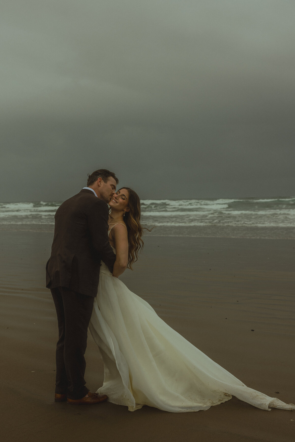 CannonBeachCouple-30
