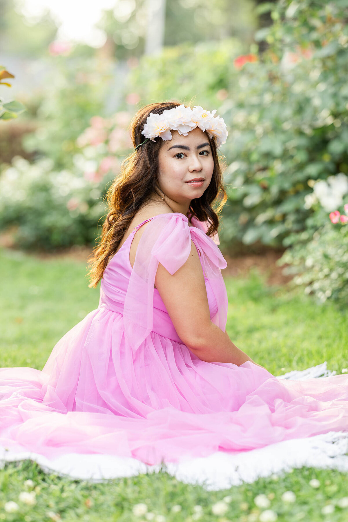 rose-garden-portrait-session-connecticut-6
