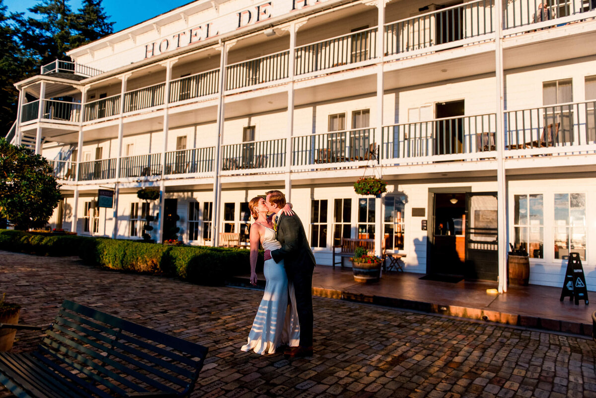 Couple at Roche Harbor Resort Wedding
