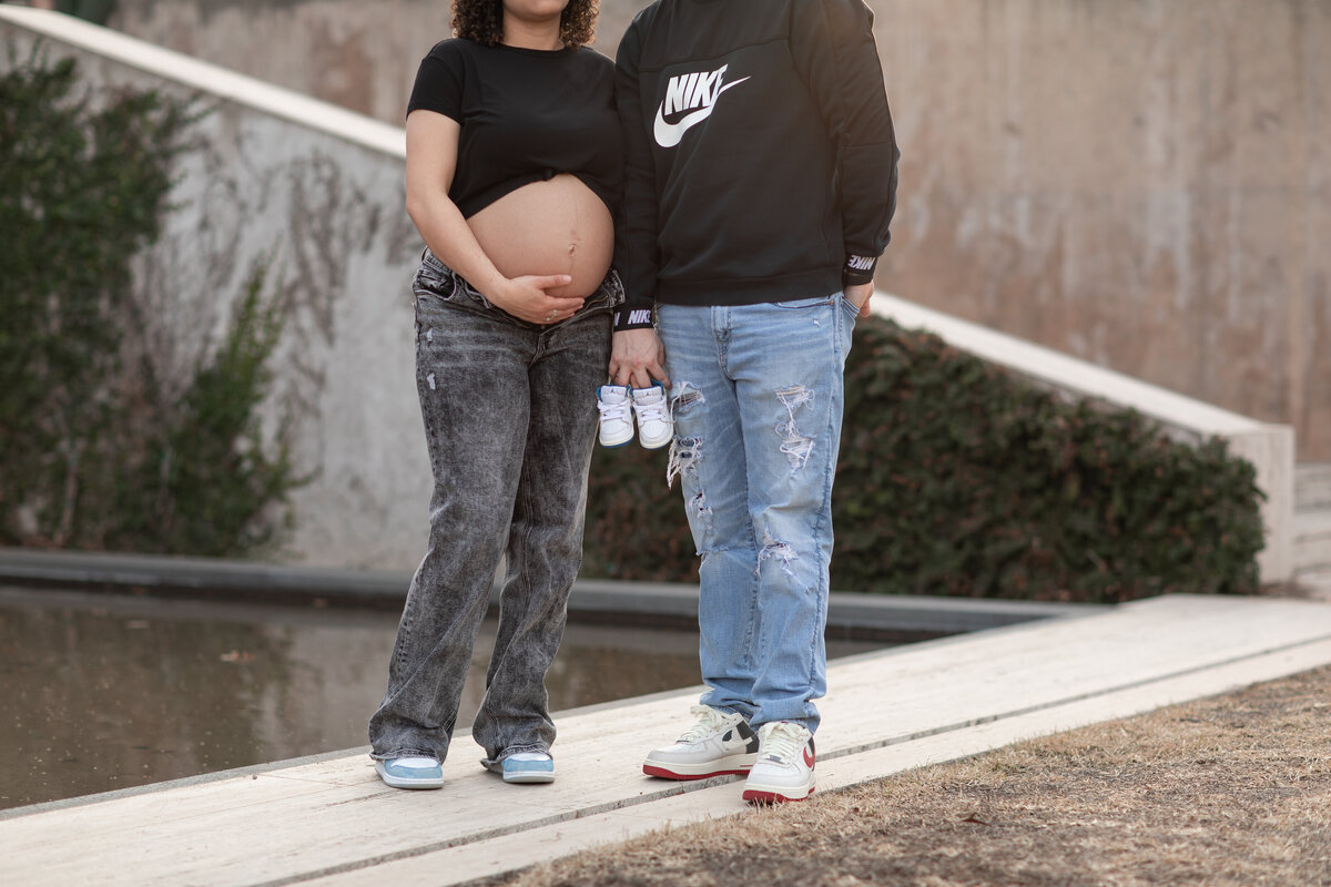 kimbell-art-museum-maternity-session (66 of 122)