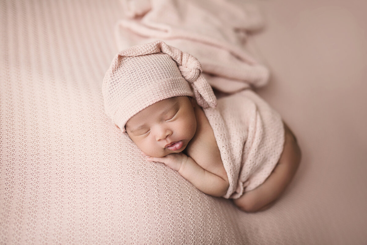 anchorage-newborn-photographer-87