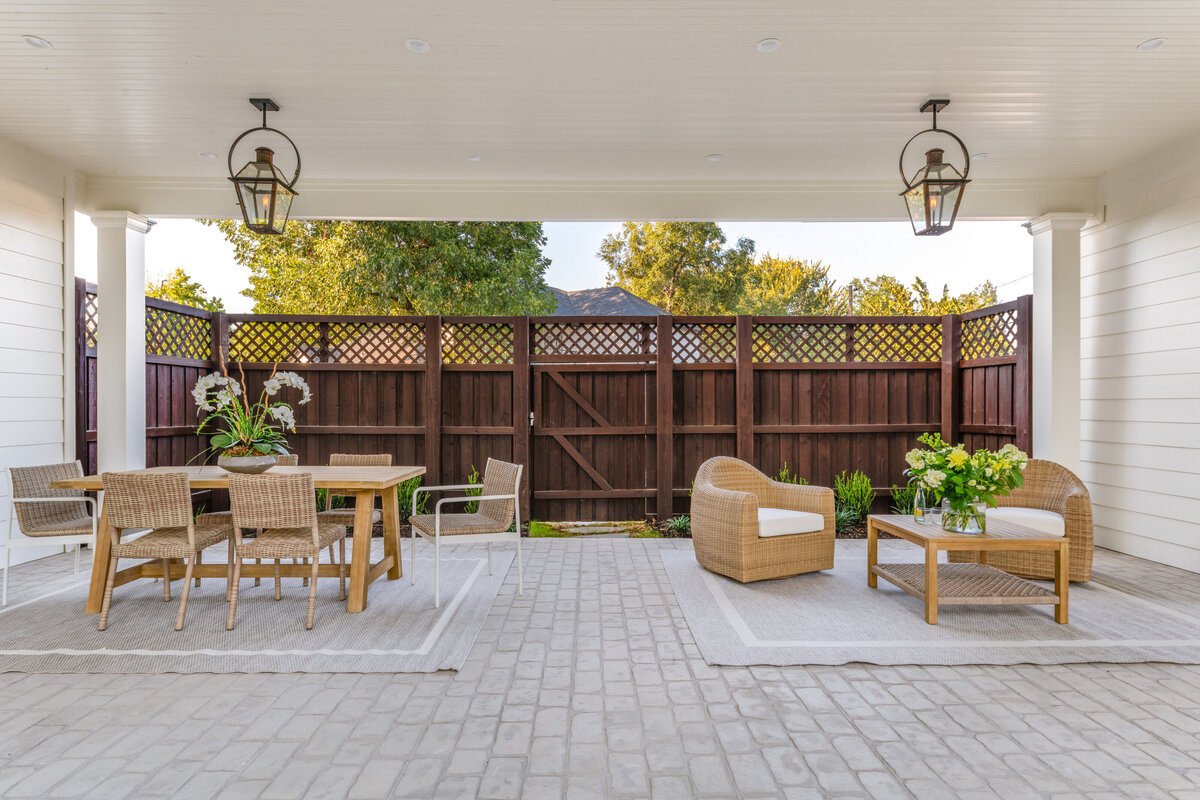 860 Edgefield Rd - exteriors-2