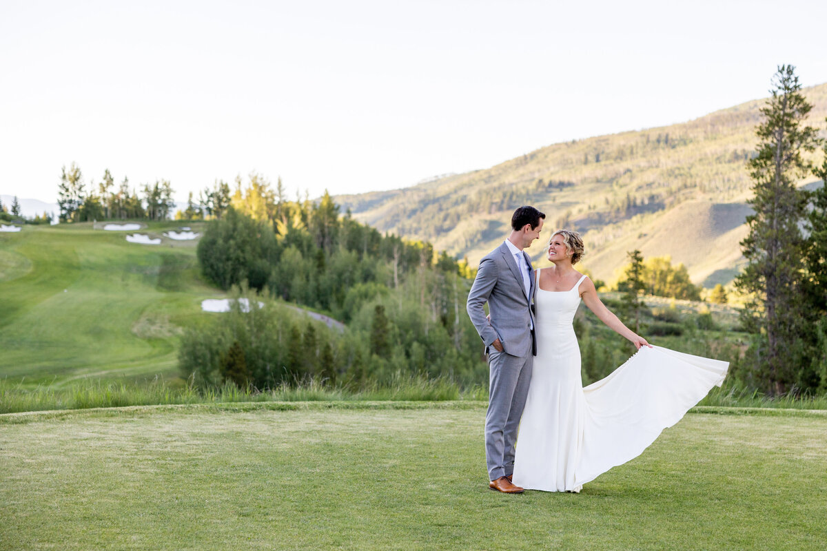hillary-shedd-photography-Silverthrone-Colorado-Colorful-Wedding-Three-Peaks-Golf-Club-144
