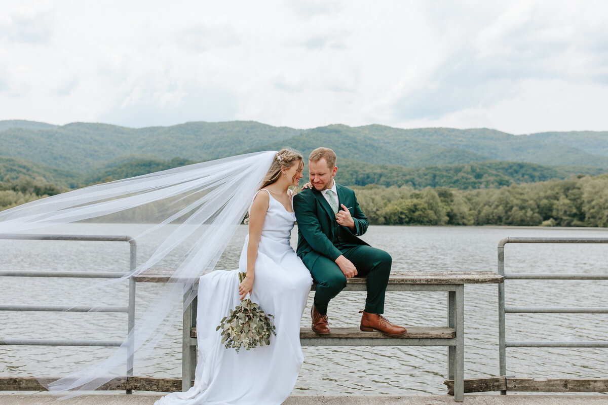 Cove Lake State Park Wedding | Carly Crawford Photography | Knoxville Wedding, Couple, and Portrait Photographer-12
