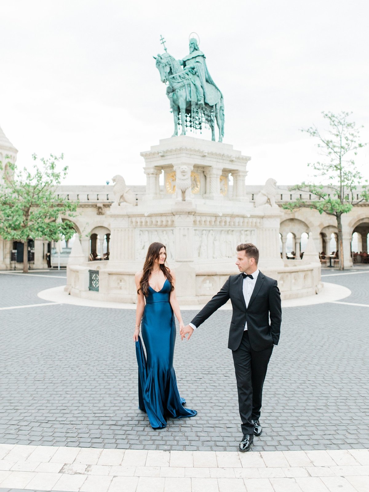 蕾切尔+ Tyson_Budapest_MichelleWeverPho半岛最新官网登录入口tography-21