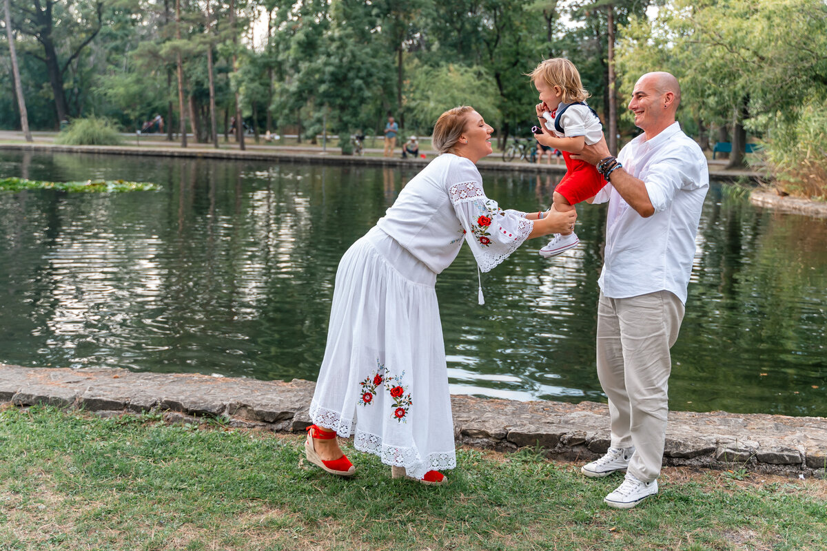 Ședință foto de botez în aer liber, Buzău