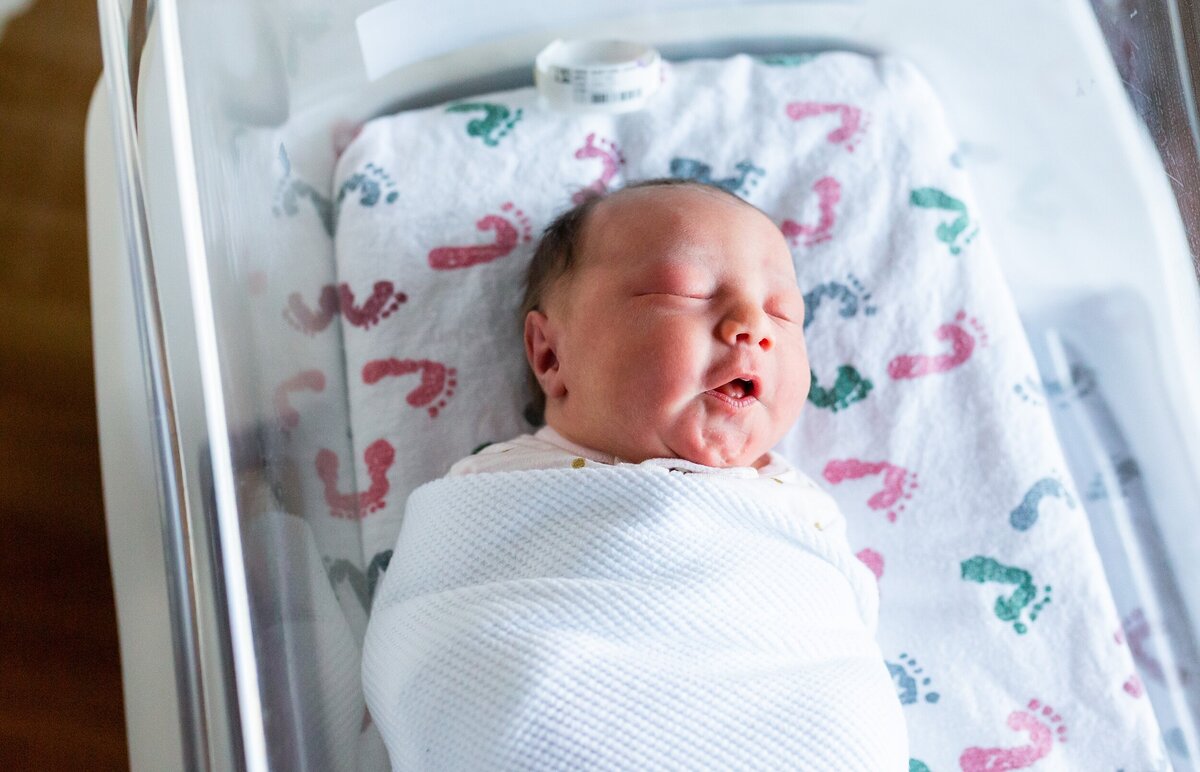 hospital_newborn_photographer_Myra_Kushon_Photography_0087