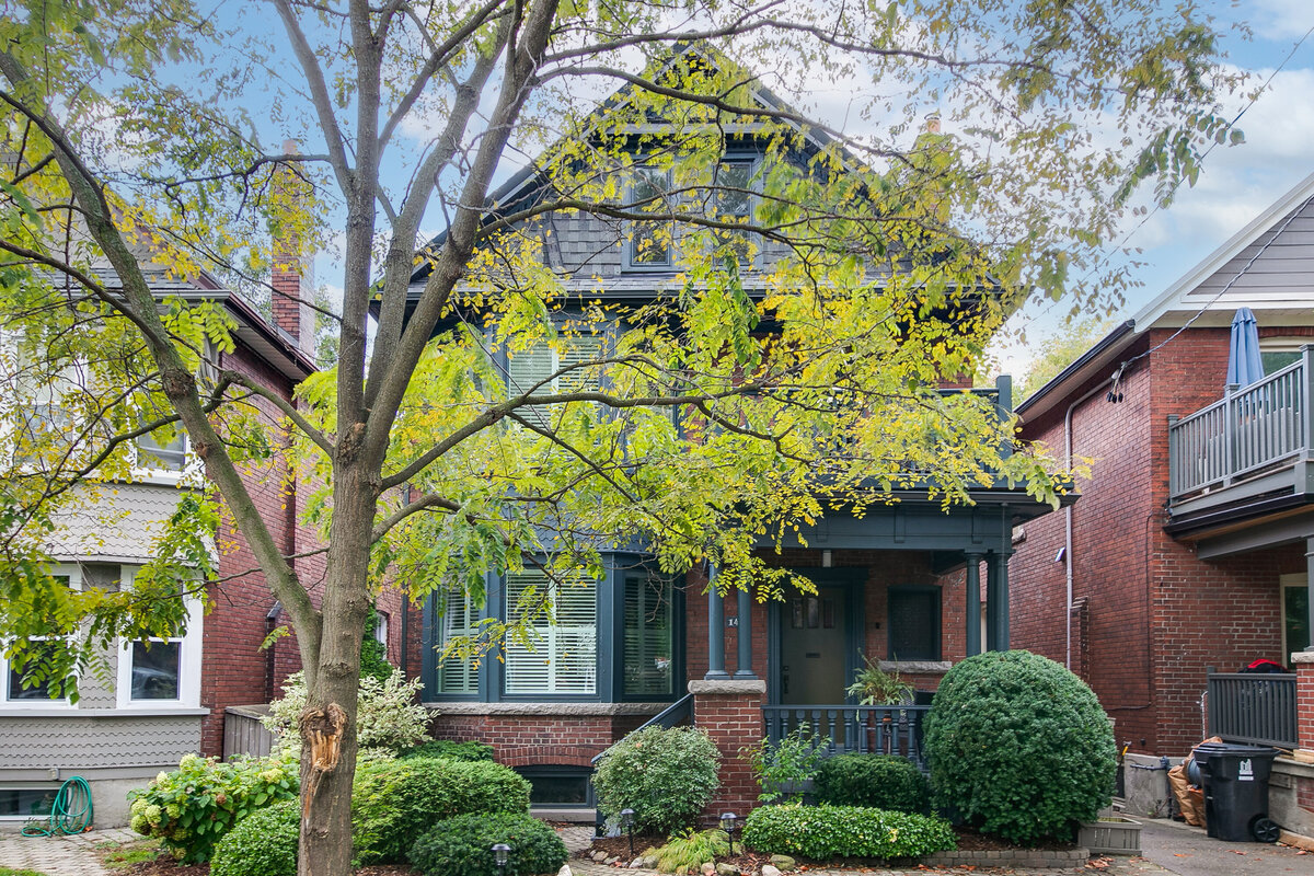 001_Exterior Front