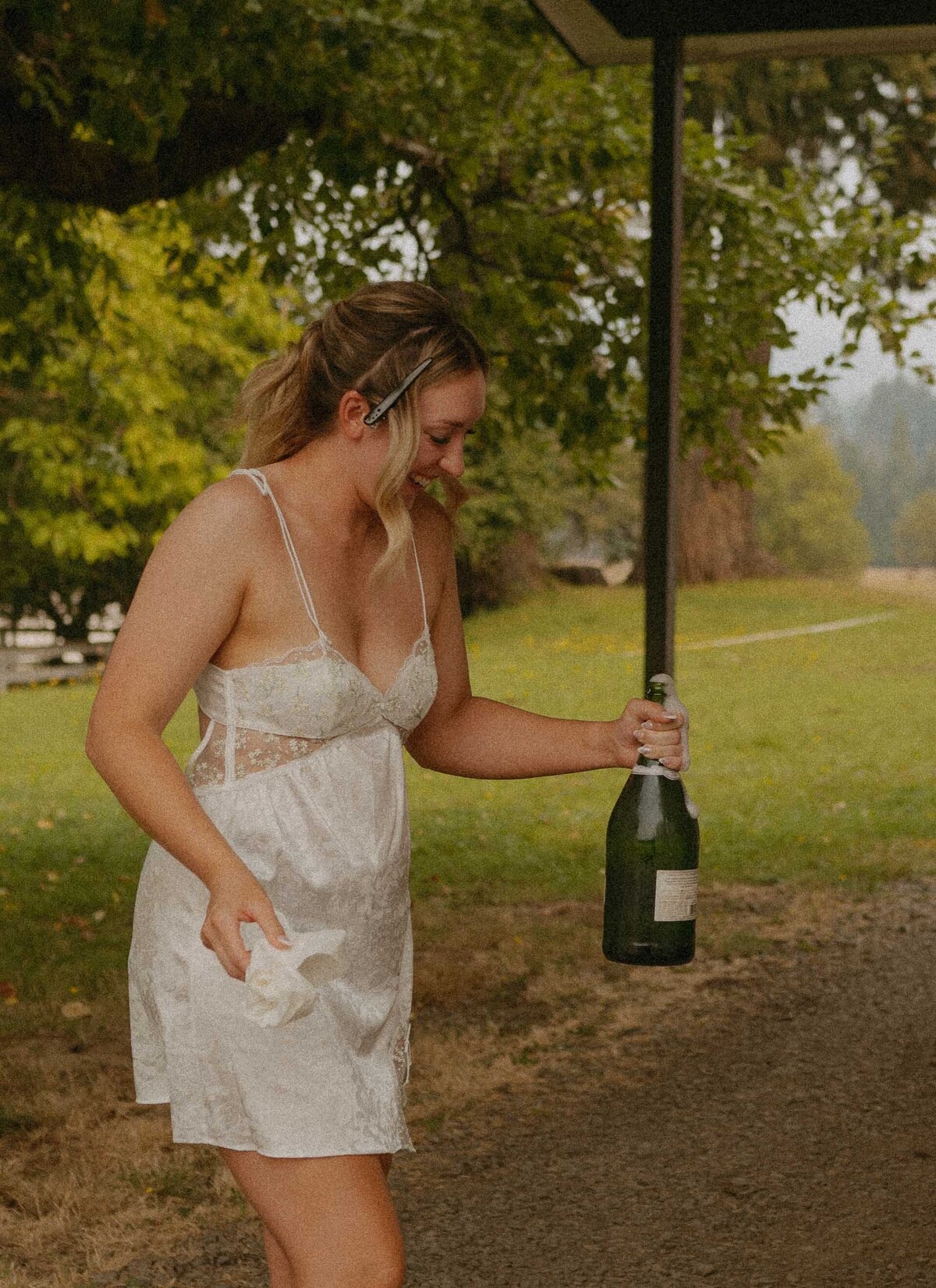 Mckenzie-River-Wedding-Photos-2