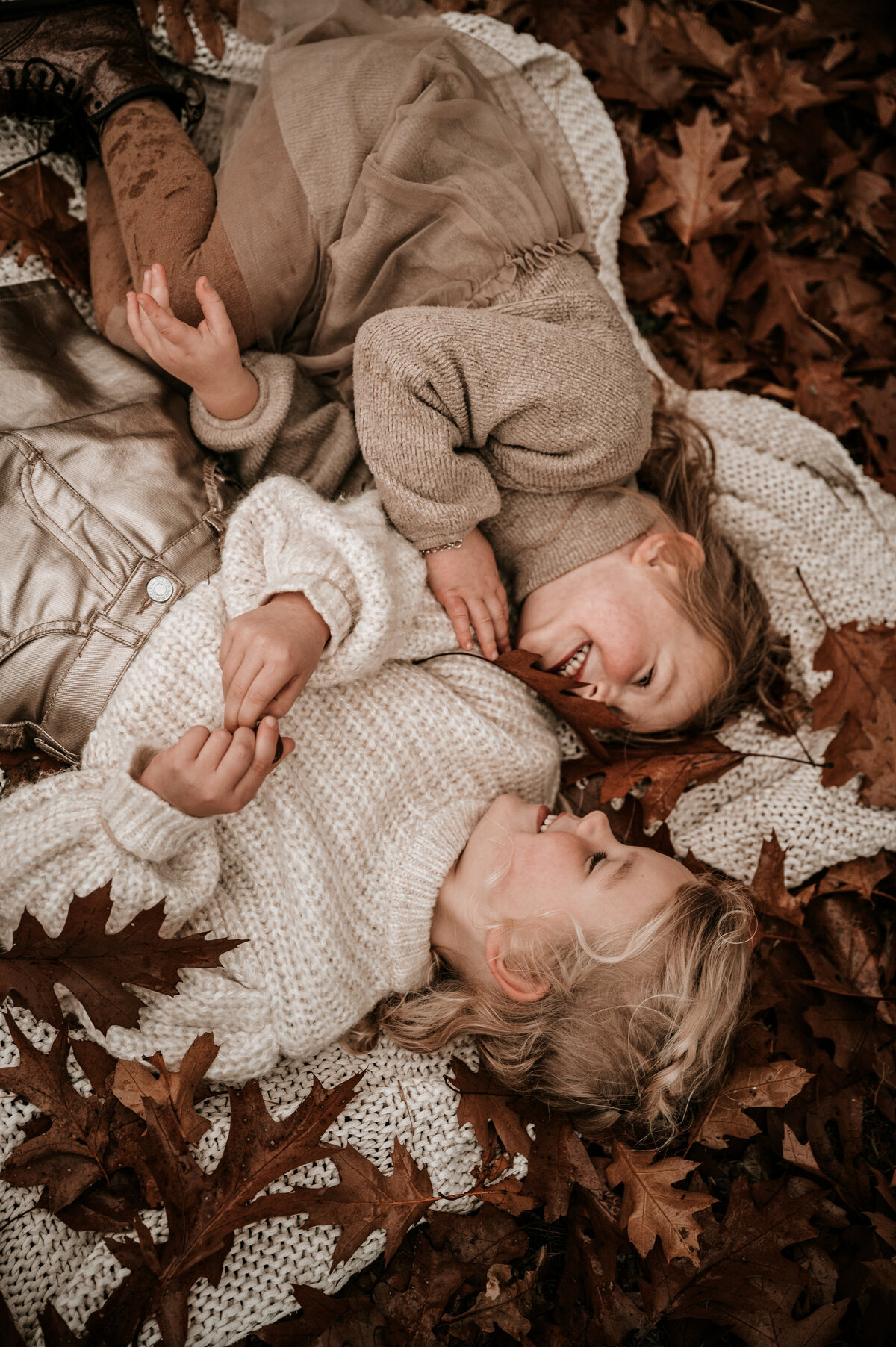 Jiscafotografie_gezinsshoot_gezinsfotografie_newbornshoot_newbornfotograaf_fotograafnijmegen_fotograaf-46