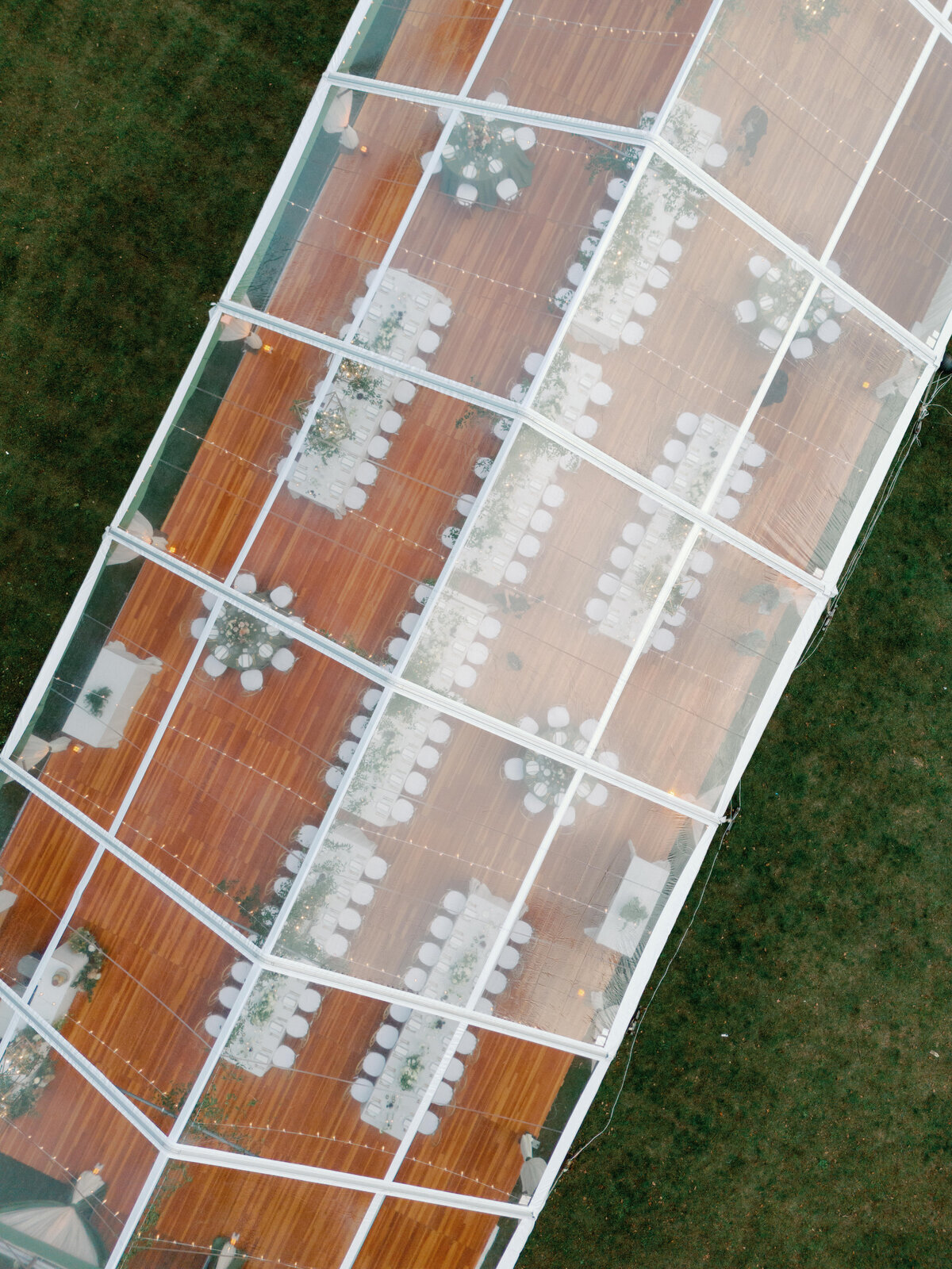 tented-wedding-reception-at-willow-hill-ct