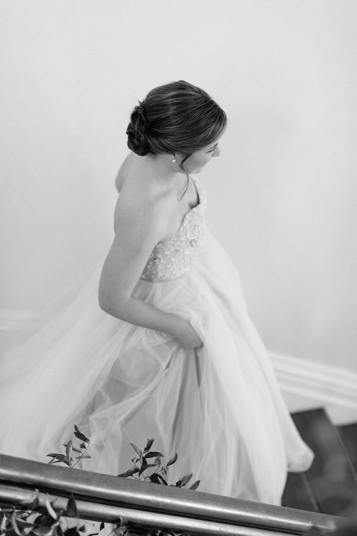 35-ally-bobby-photography-fine-art-wedding-merrimon-wynne