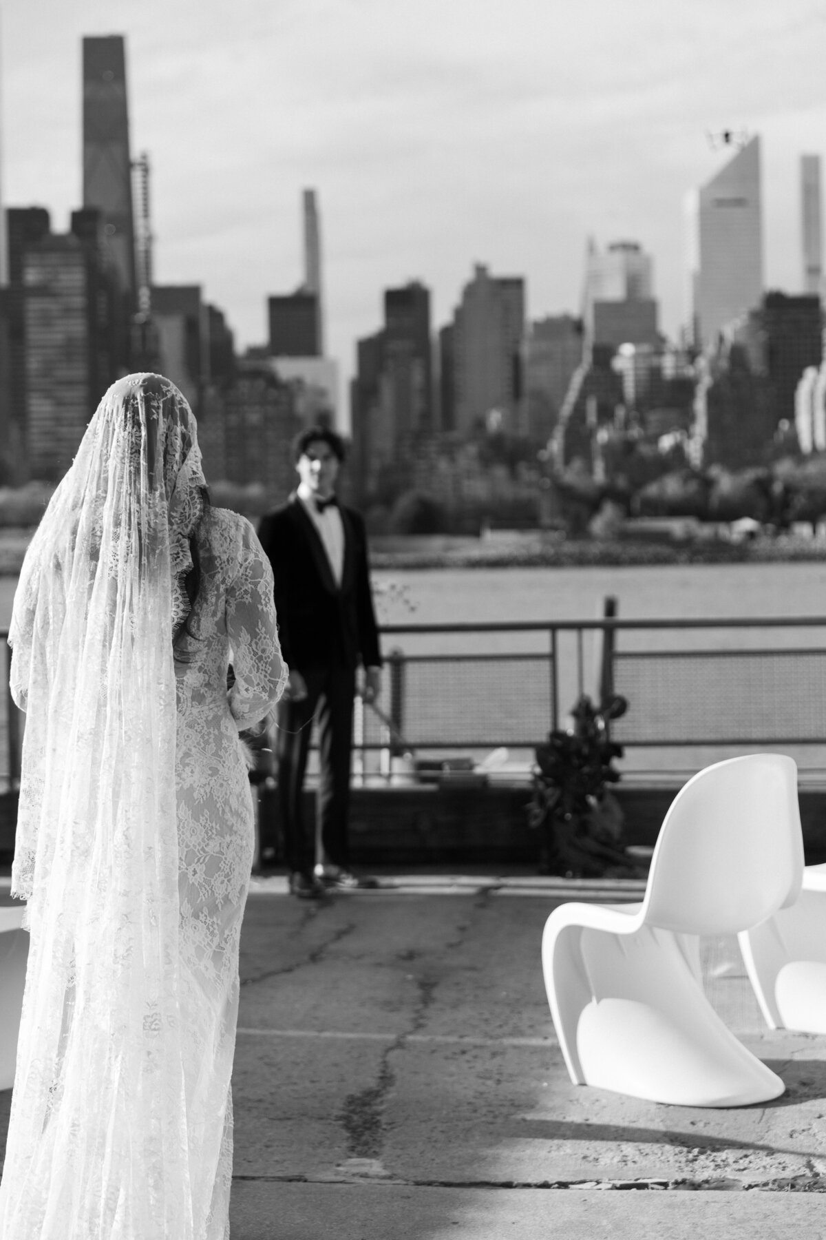 meredith-michel-editorial-wedding-bw-bride-walking-to-groom