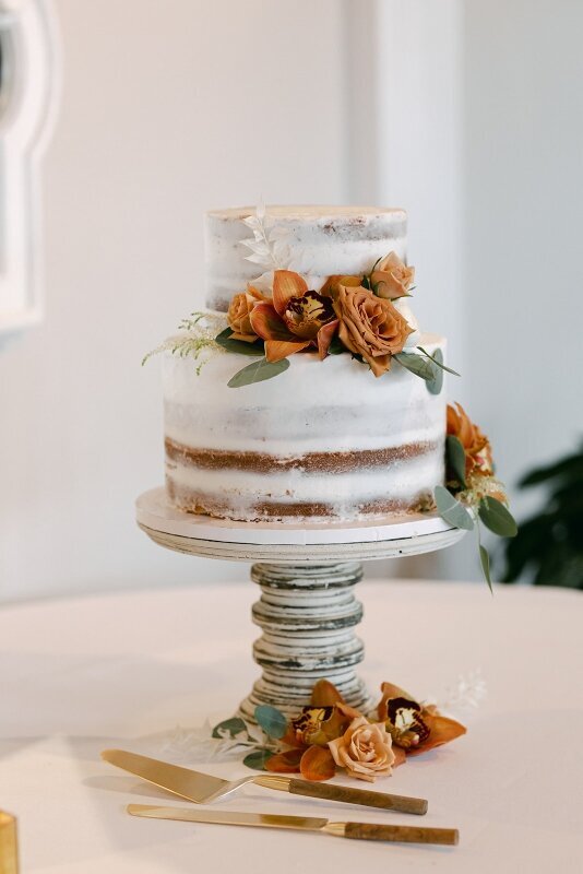 A-1327_websizeTimelessweddingflorals
