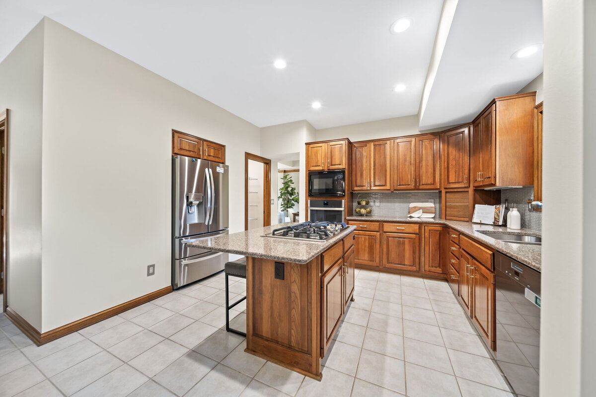 11-web-or-mls-A7407355