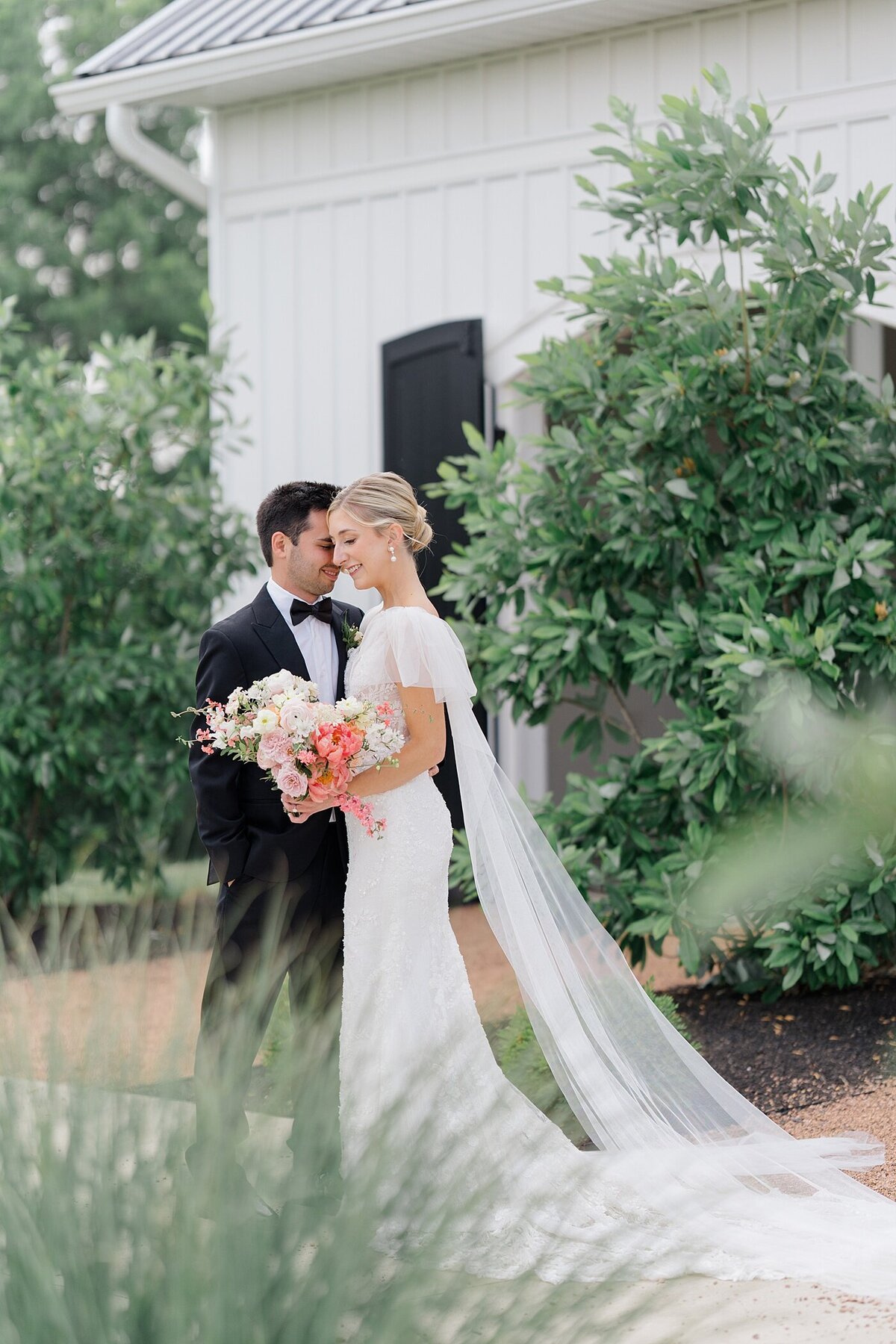 Magnolia-Hill-Farm-Wedding-Ashleigh-Grzybowski-Photography-36