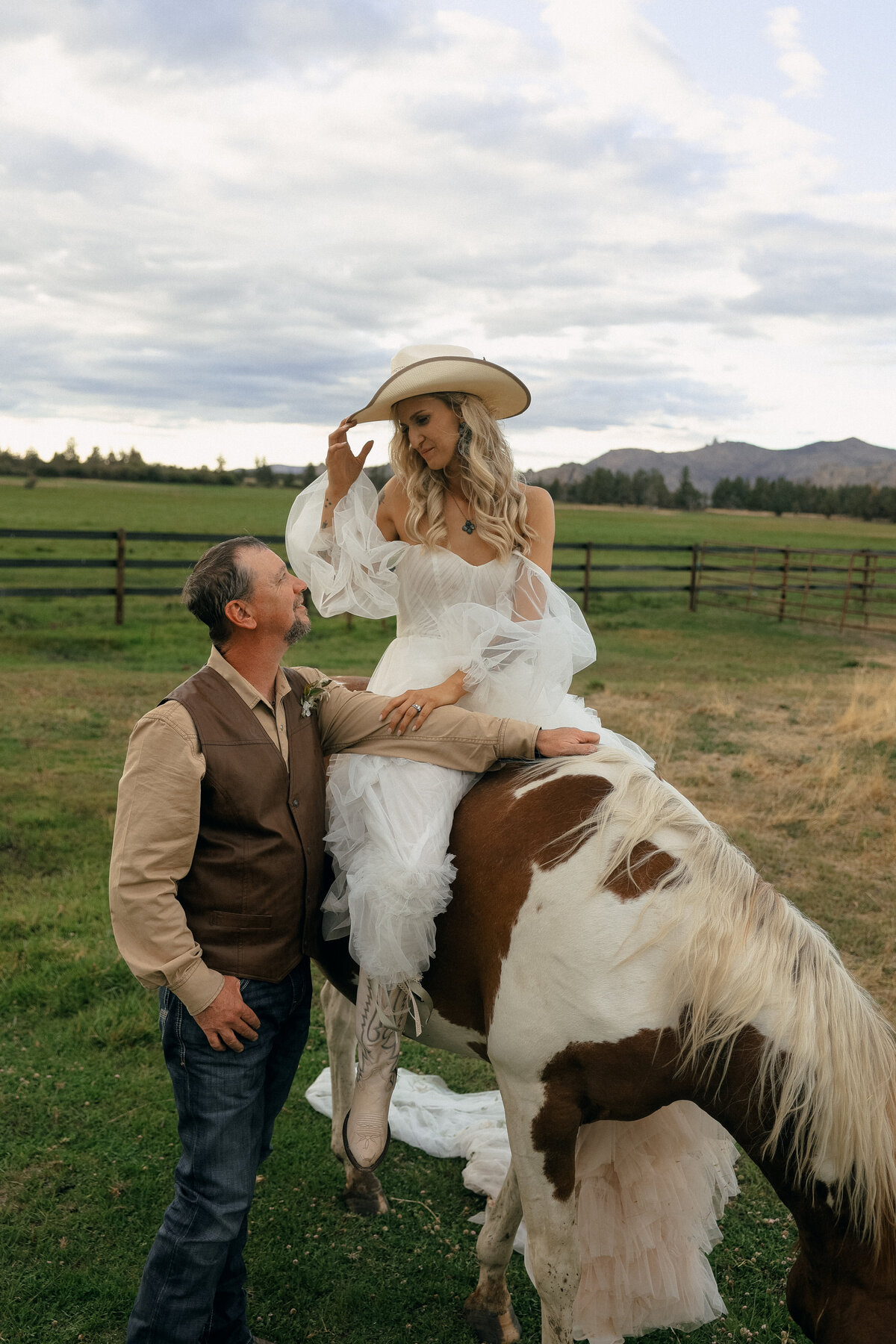 Bride on Horse in Flowing Tulle Dress | Western-Inspired Oregon Wedding Photography