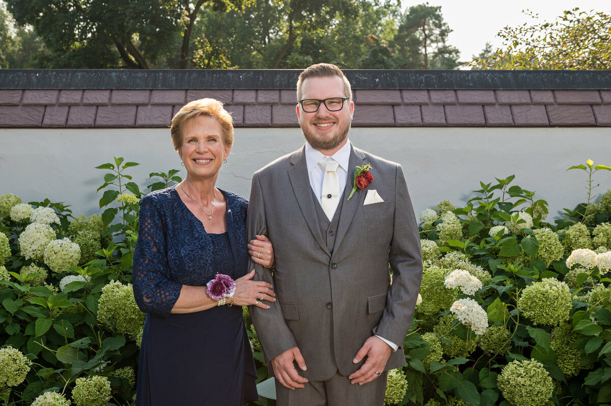 Wedding-Photographer-in-Michigan-063