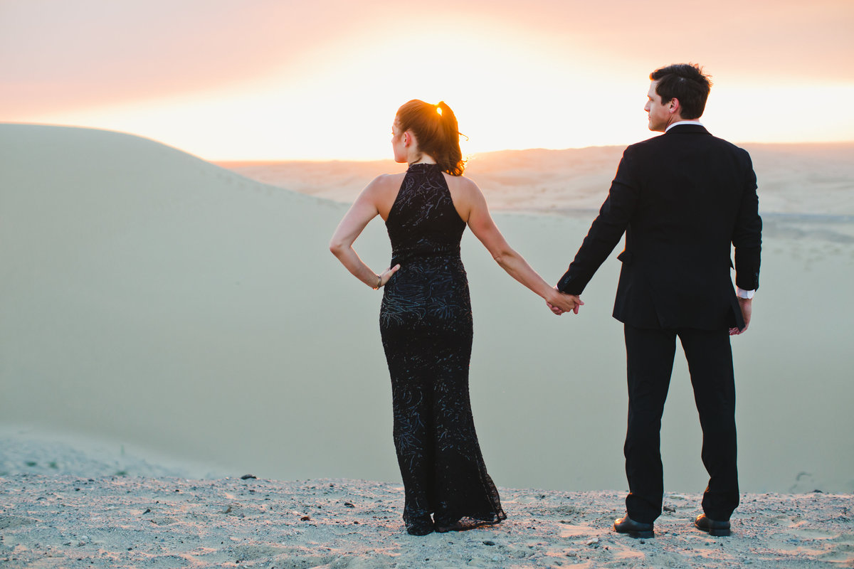 glamis-dunes-desert-engagement-session-08