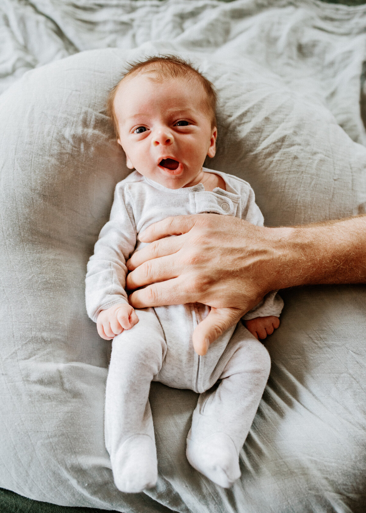 river-forest-newborn-photography