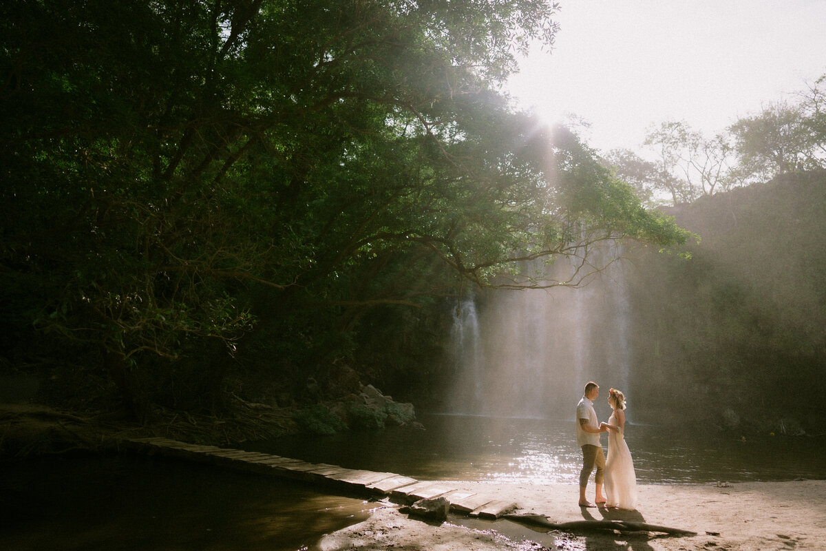 Elopements Costa Rica llanos de cortez (2 of 10)