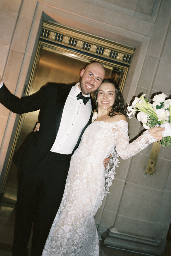 Lauren+Alex_sf_city_hall_060