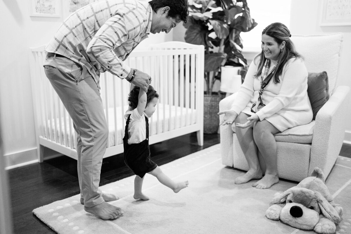 austin-family-photographer-at-home-session (4)