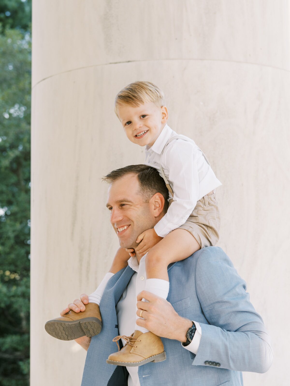 washington dc jefferson memorial family photo