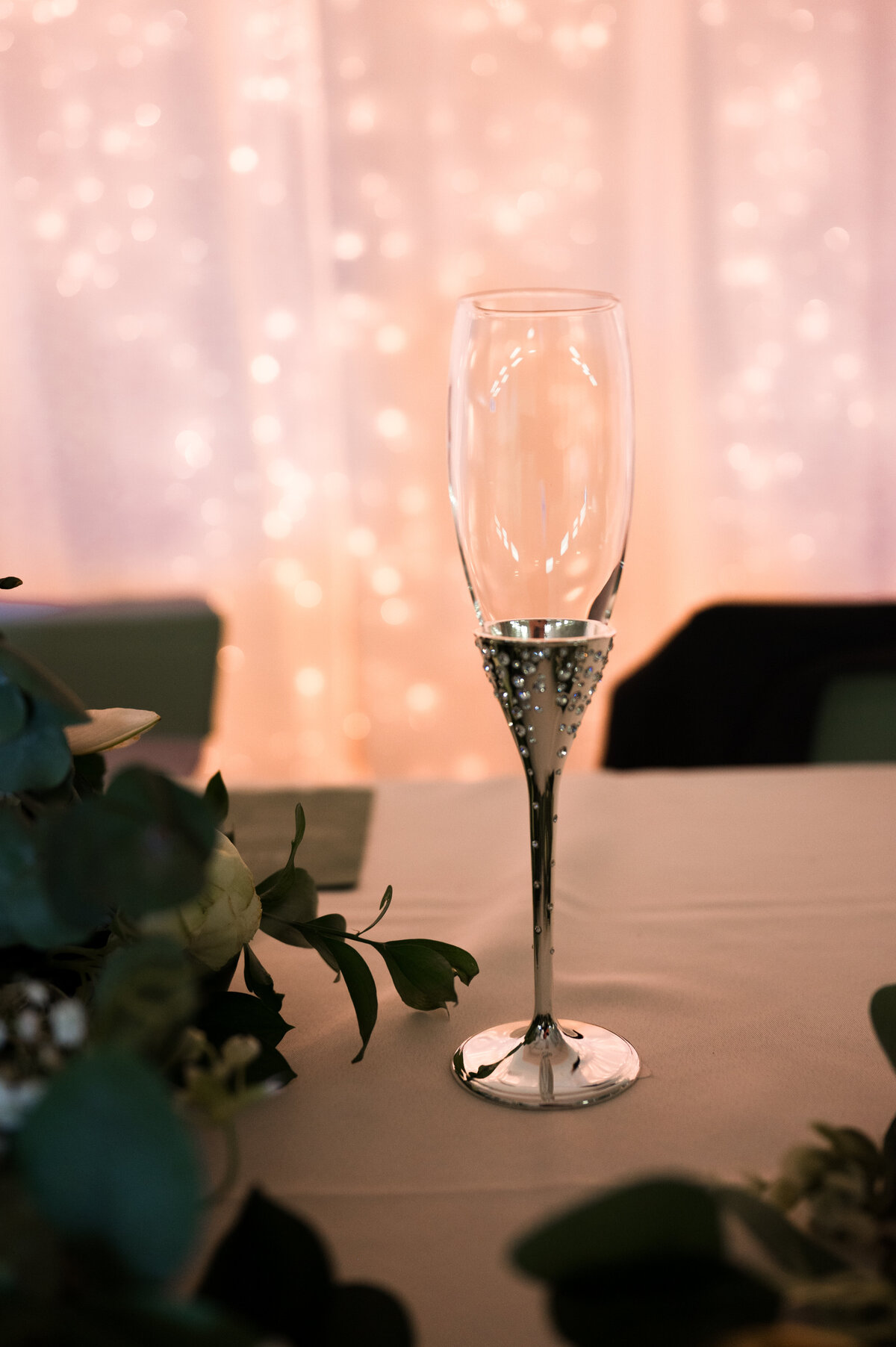 wedding champagne glass, detail photos