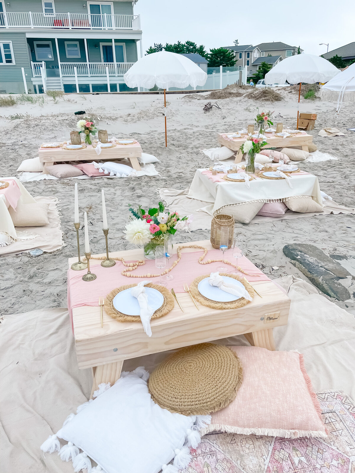 south-jersey-micro-wedding-beach-picnic-11