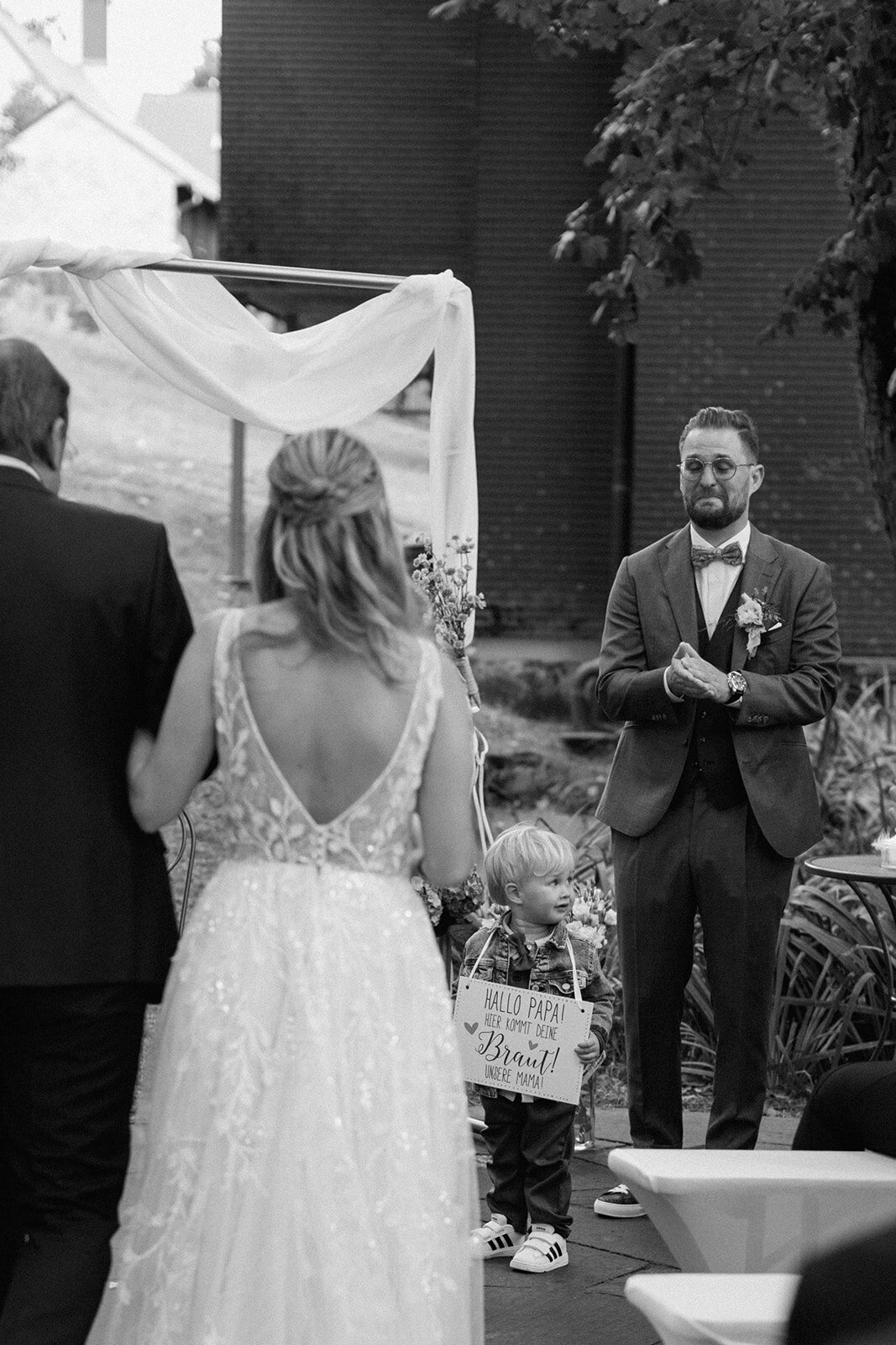 00003ticino-wedding-ceremony-lisa-lark-photography