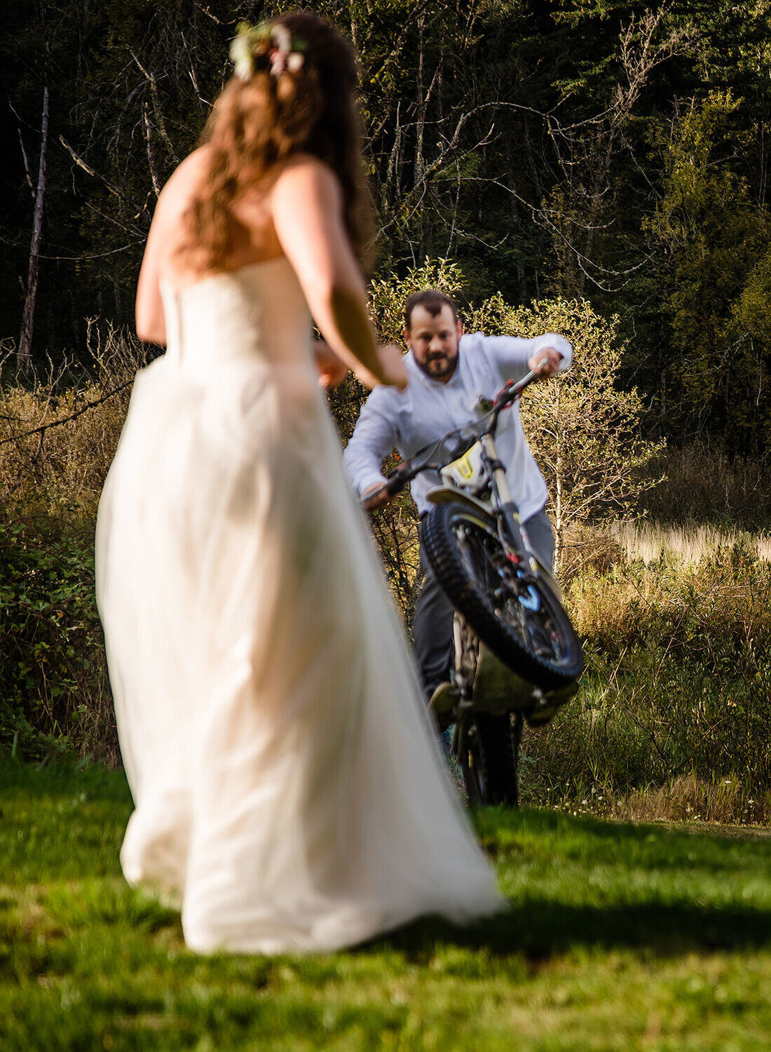 PNW-Columbia-River-Gorge-Elopement-Photographer_groom-dirtbikes-towards-bride_websize-ezgif.com-resize